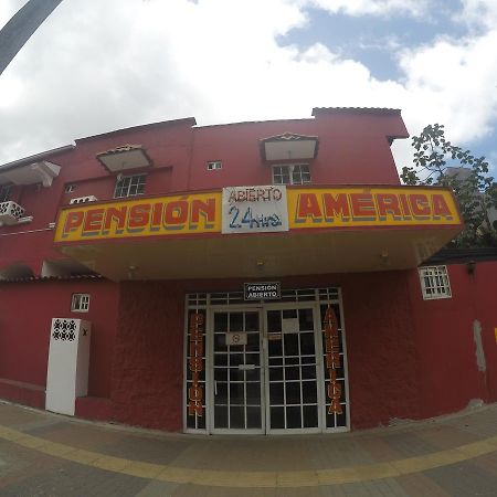 Pensión América Cidade do Panamá Exterior foto